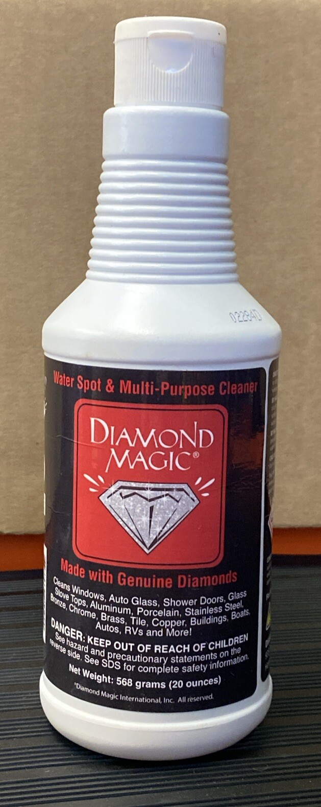 Diamond Magic 20 oz Hard Water Stain And Rust Remover Cleaner NSF Professional