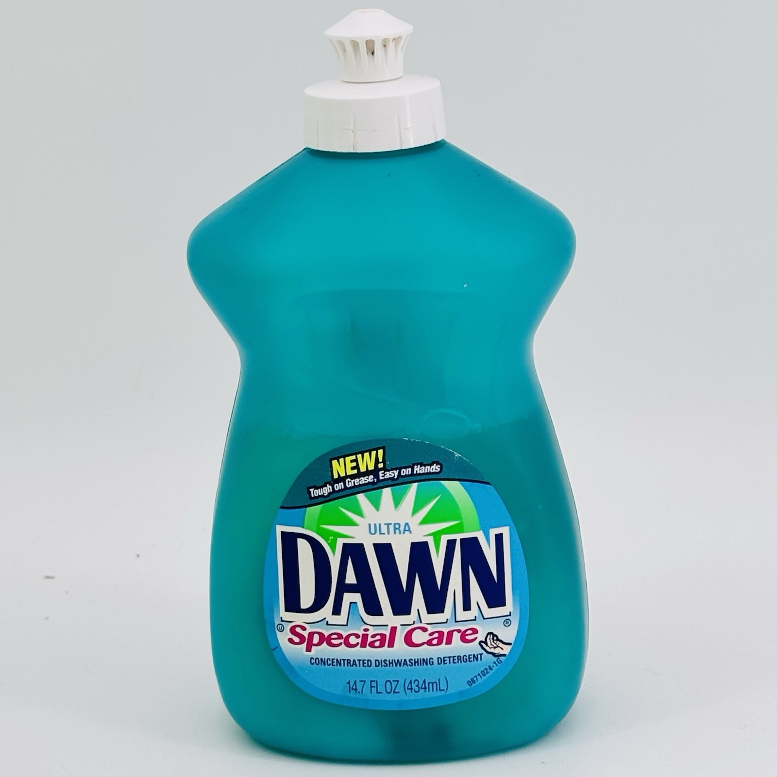 VTG RARE Ultra Special Care Dawn Dishwashing Detergent Liquid Soap 1998 Prop