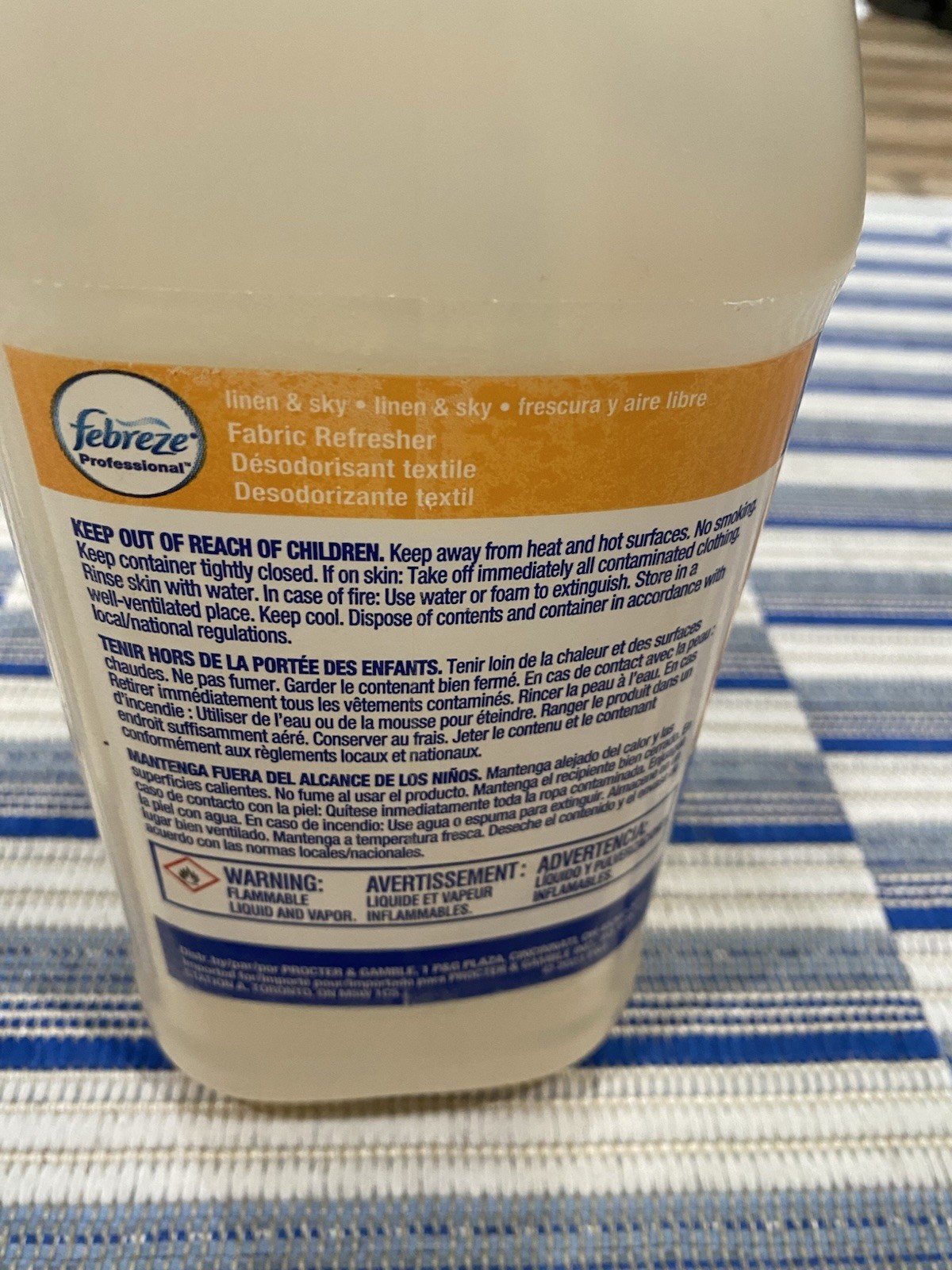 Febreze Fabric Refresher Concentrate 8-20 3.78L / 1 gal