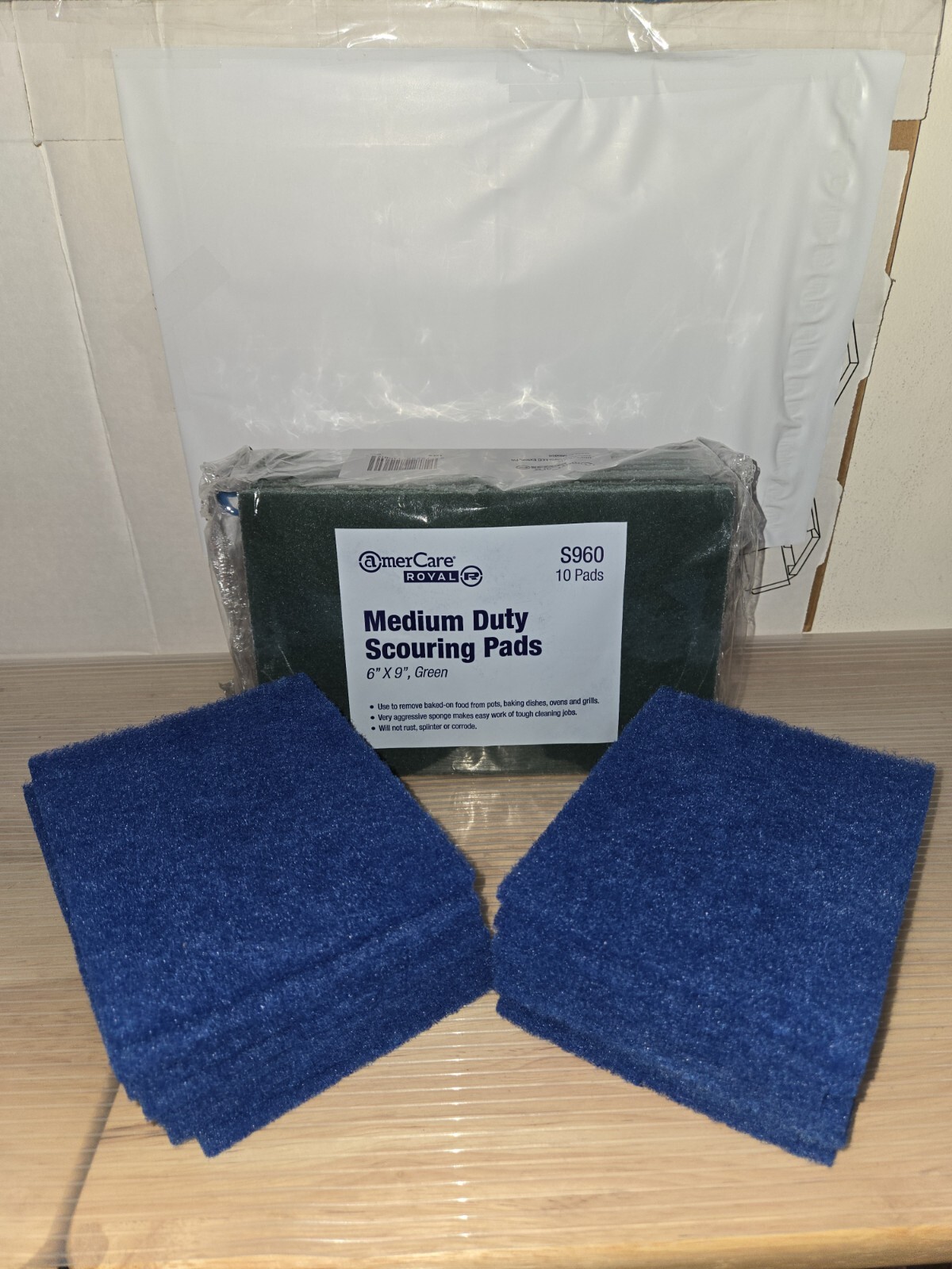 Medium Duty Scouring Pads 25 Total Mixed Sizes 6″×9″ & 6″×4″