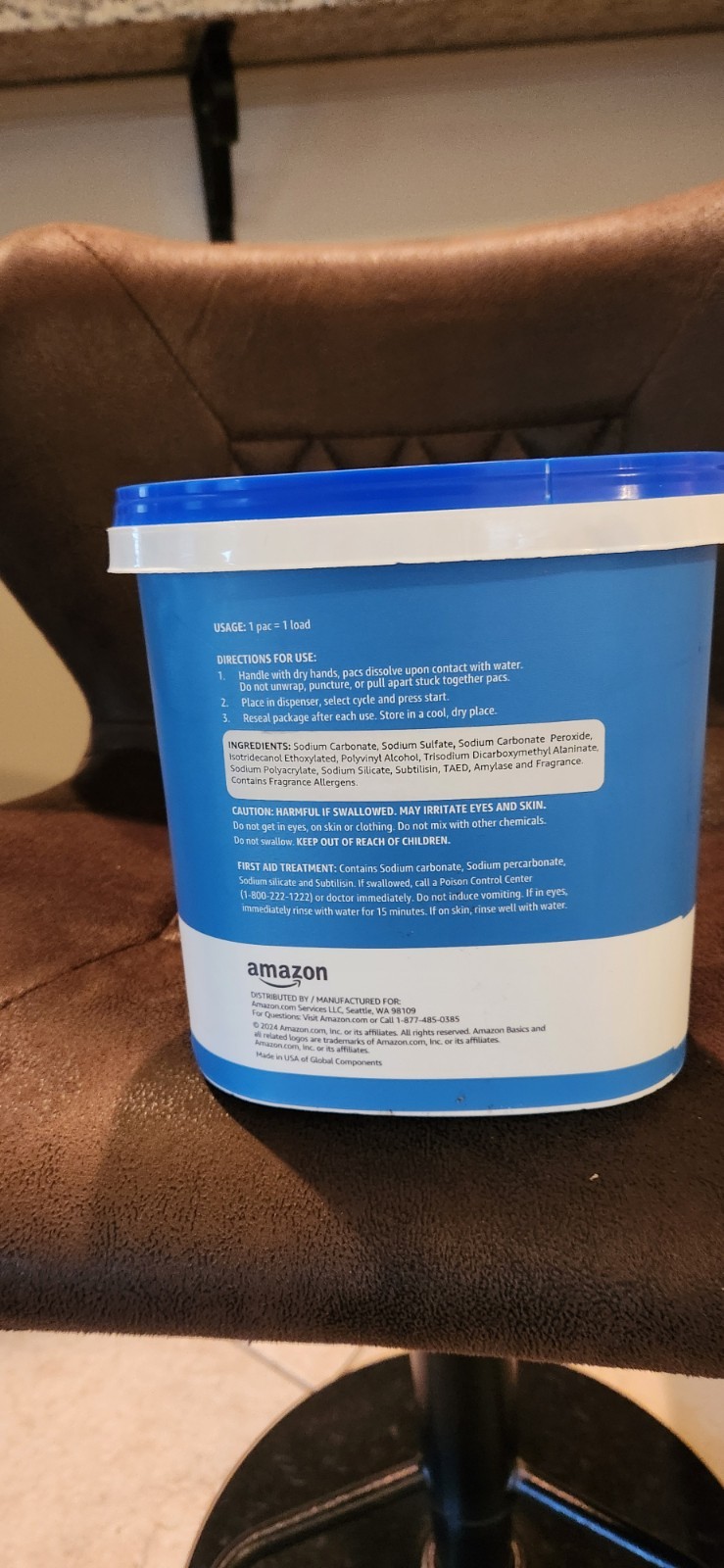 Amazon Basics Dishwasher Detergent 2-in-1 Grease Fighting and Rinse Aid 85 singl