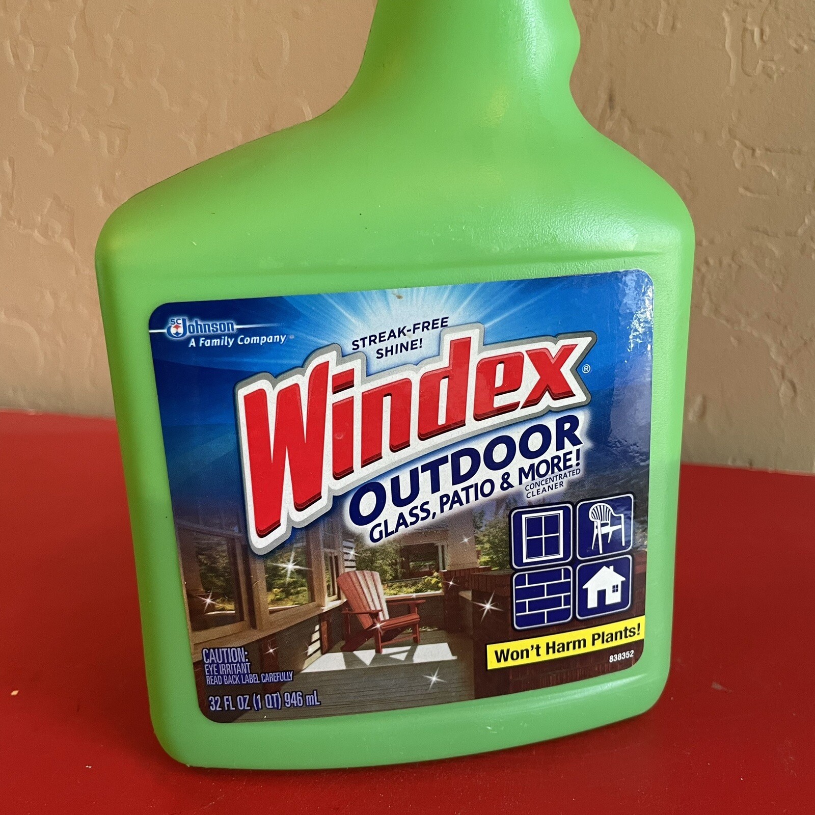 Windex OUTDOOR Glass Patio Cleaner 32 oz. Hose Spray Streak-Free Shine