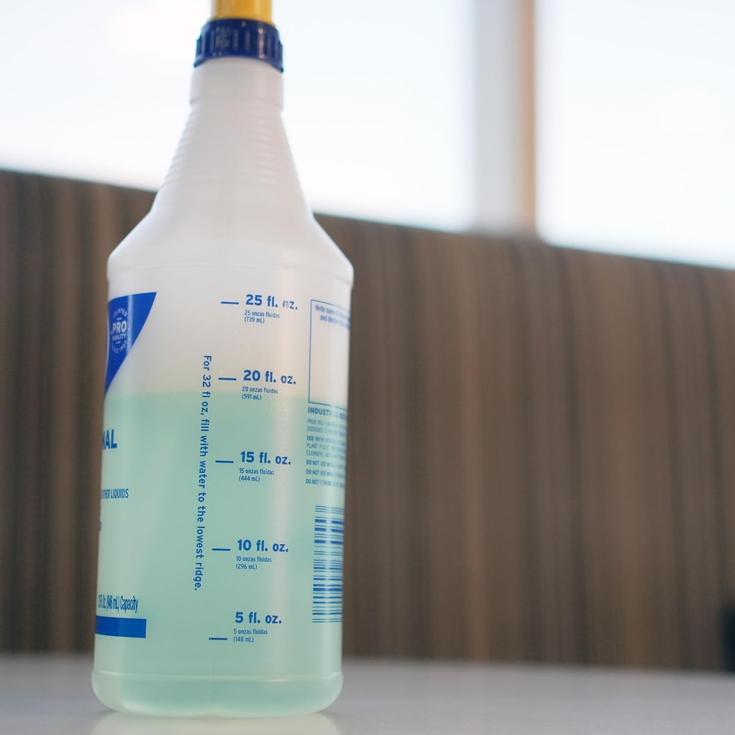 Zep Professional Sprayer Bottle – 32 oz (Case of 36) – HDPRO36 – Versatile Adj