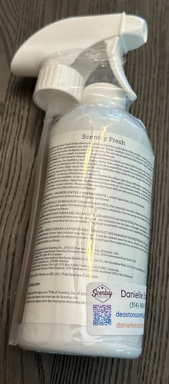 Scentsy Fresh Odor Eliminating Fabric Spray Apple & Cinnamon Sticks 16 fl oz