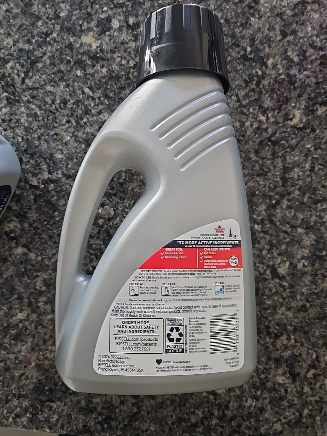 BISSELL Professional Deep Clean + Oxy 48oz.