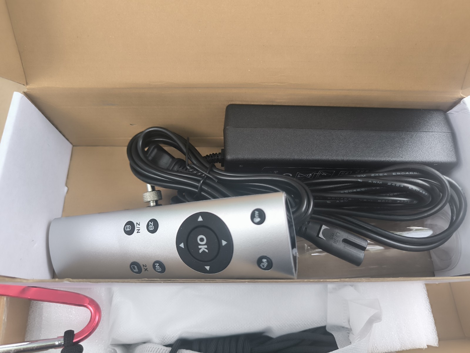 Window Cleaning Robot ，Intelligent Cleaning Machine，Remote Control, High…