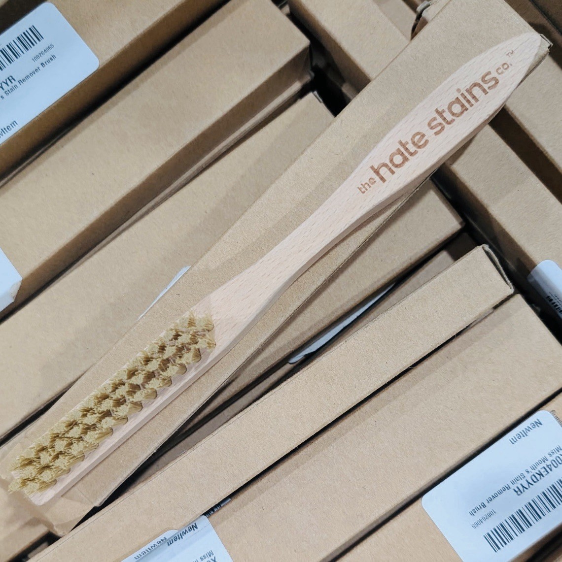 The Hate Stains Brush 10 brushes for 9.99 free shipping