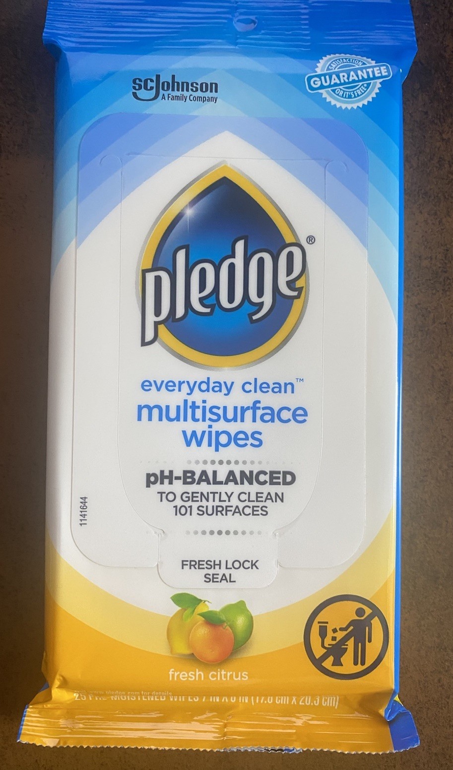 Pledge Multi-Surface Wipes, 4 Packs Of 25 Fresh Citrus/NEW/Sealed Discontinued