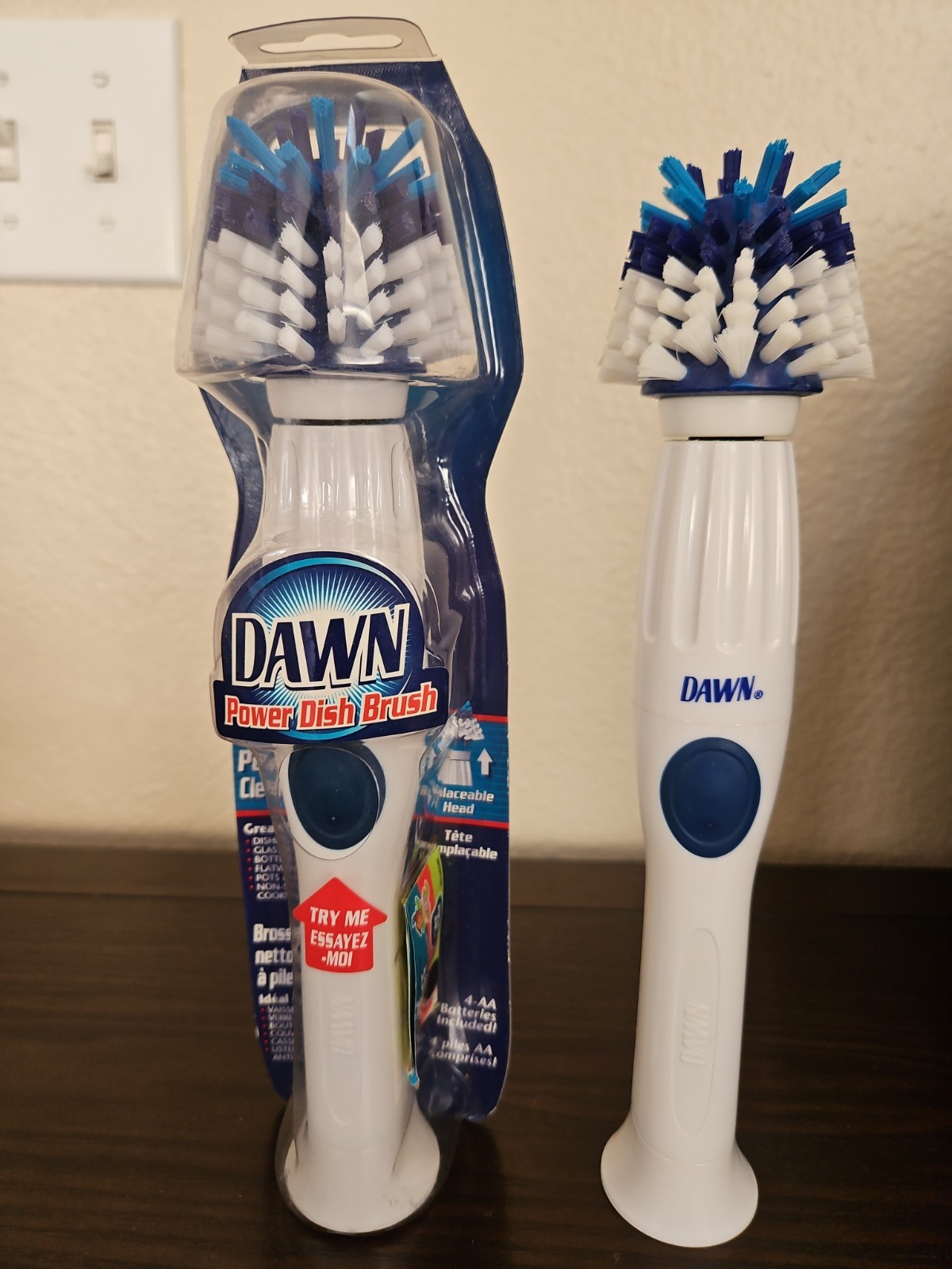 Dawn Power Dish Brush Battery Operated, 4xAA New in Package