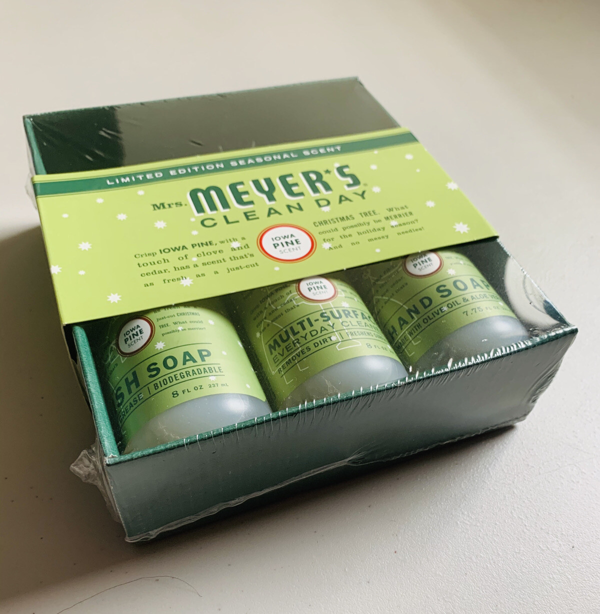 Mrs. Meyer’s Clean Day Kitchen Basics Gift Set, Iowa Pine 8oz