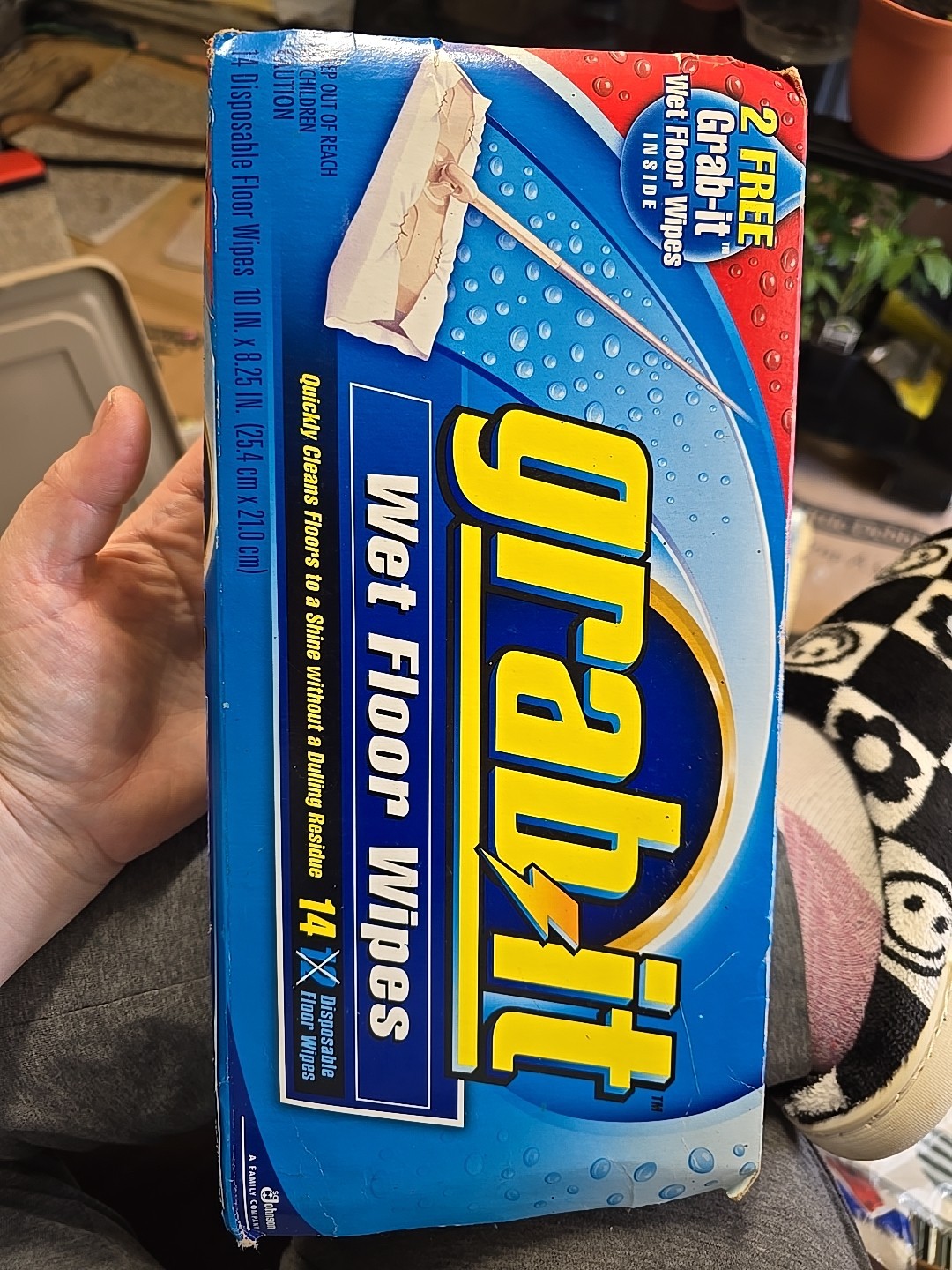 Pledge Grab It Wet Floor Wipes Box of 14 – 10″ x 8.25″ New Sealed 2002
