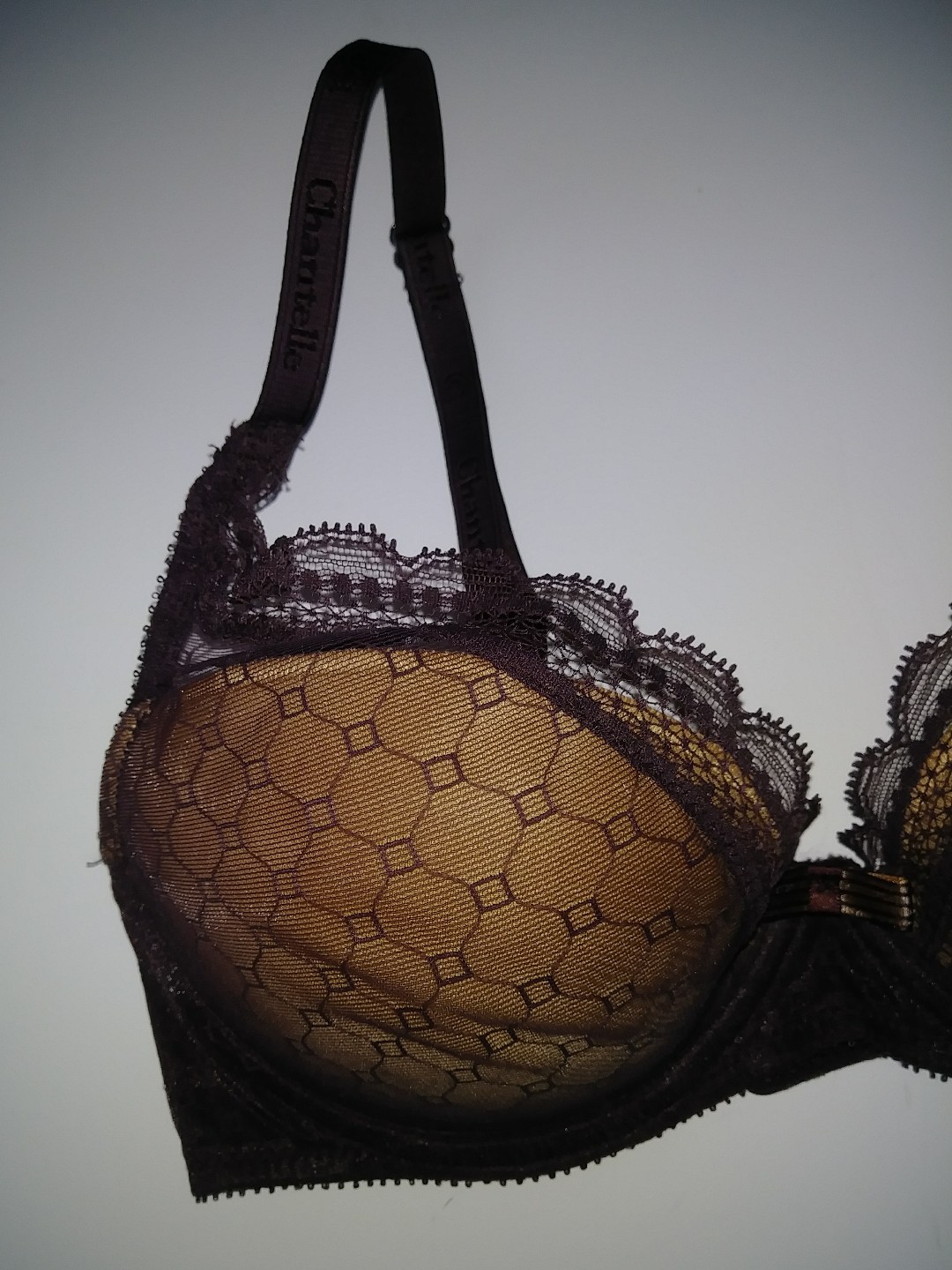 CHANTELLE CHIC PUSH-UP PLUNGE UNDERWIRE REMOVABLE PADS BROWN SIZE 32-D STY#36460