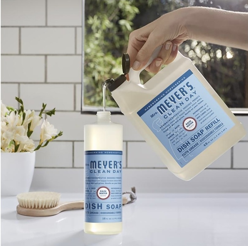 Mrs. Meyers Clean Day Refreshing Rain Liquid Dish Soap Refill 48oz