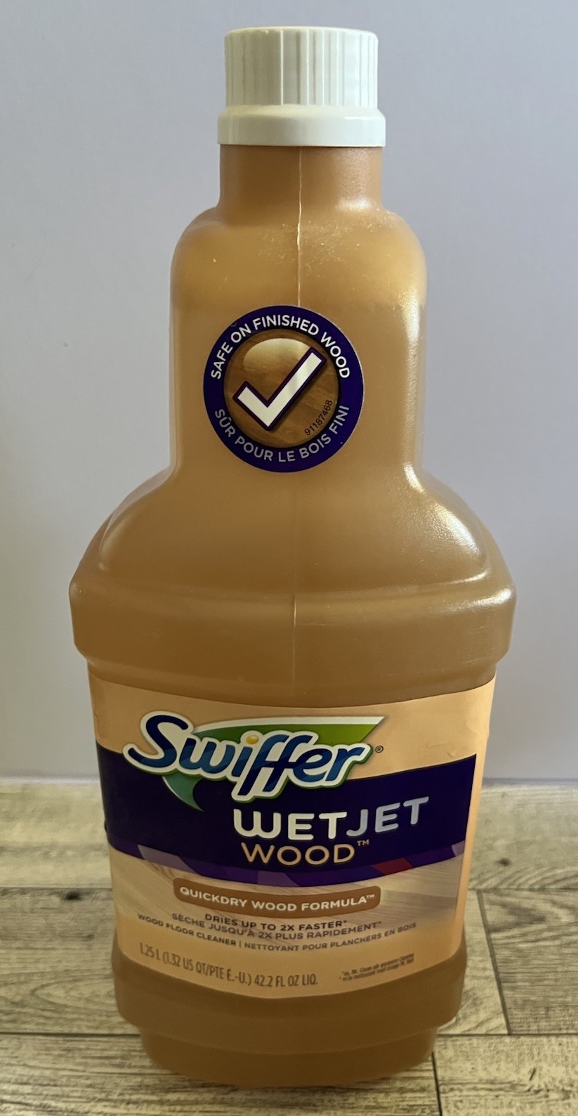 Swiffer WetJet Wood QuickDry Wood Formula Cleaner 42.2 fluid ounces 1.25 L