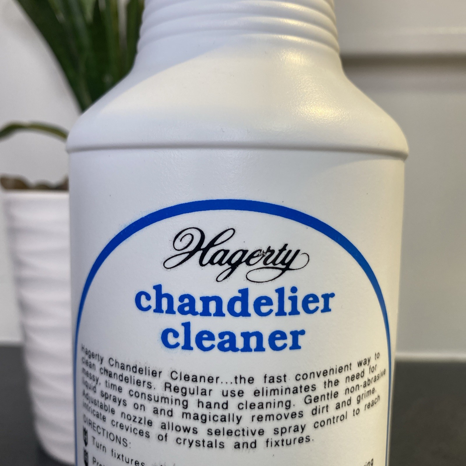 Hagerty 32 Fl. Oz. Chandelier Cleaner, No Rinse, No Wipe Formula, Crystal Glass