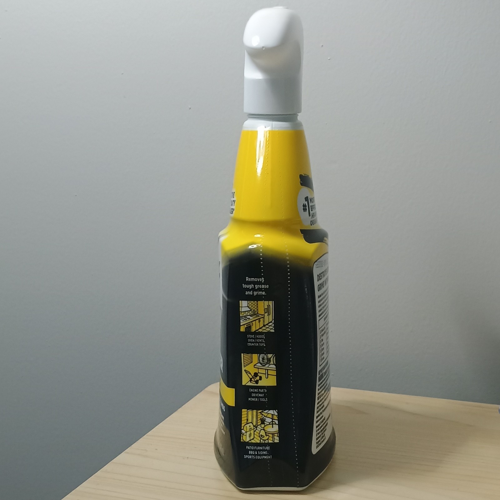 EASY-OFF Heavy Duty Cleaning Degreaser Spray 32 fl oz