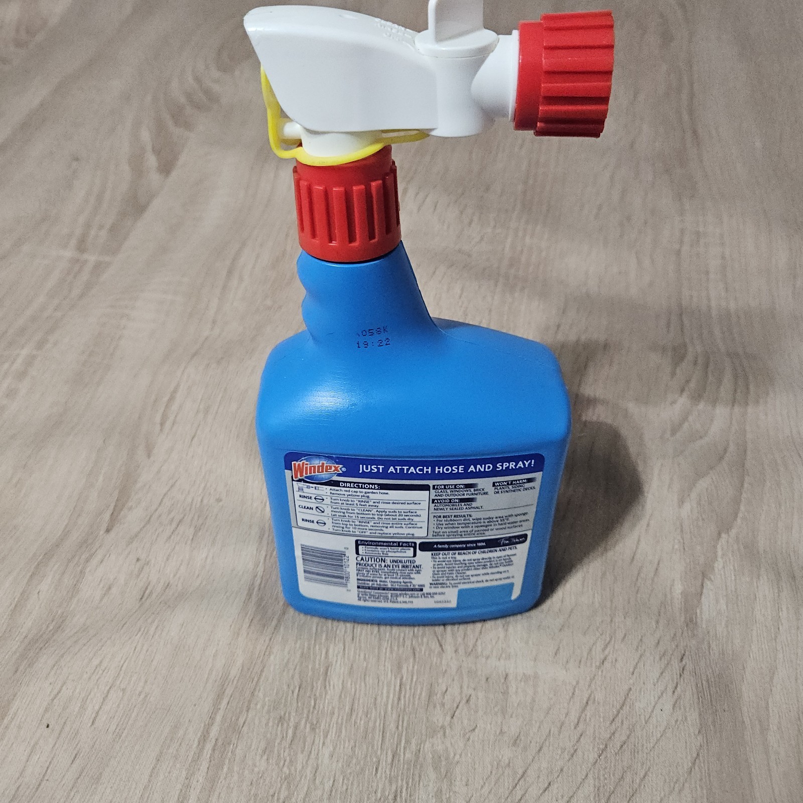 Windex Outdoor Glass & Patio Cleaner, 32 Fl. Oz., Connects to Hose End