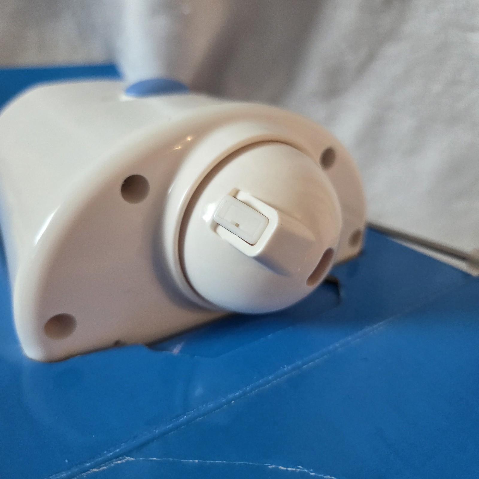 Scrubbing Bubbles Automatic Shower Cleaner – (Sprayer Unit And Hook ONLY)