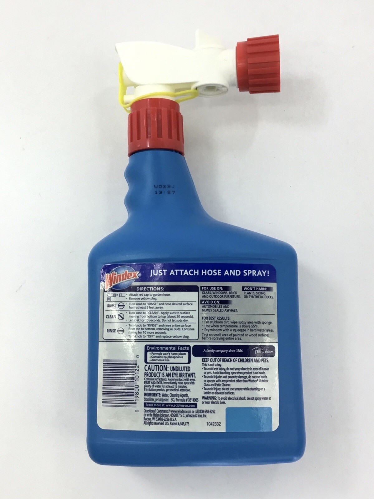 Windex Outdoor Glass & Patio Cleaner, 32oz Streak Free Shine Attaches to hose