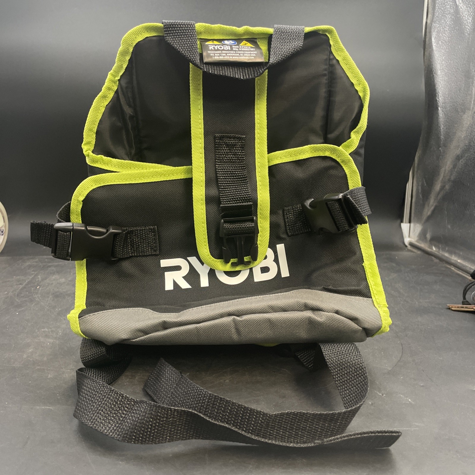 RYOBI P2870 1 Gal. 18v Electrostatic Sprayer Kit (OPEN BOX)