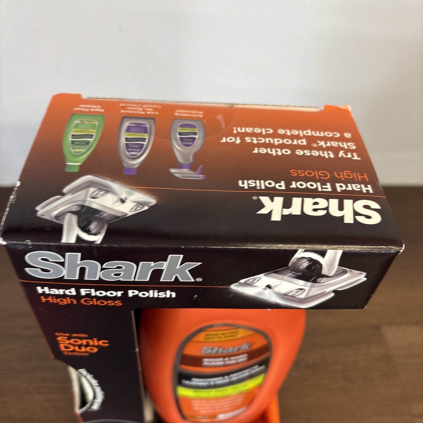 Shark Hard Floor Polish High Gloss New in Box Floor Polish w/ Polishing Pad