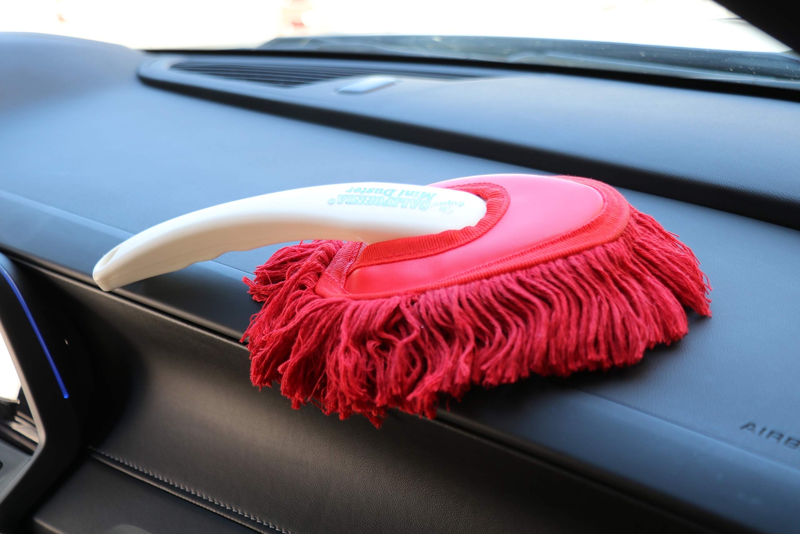 California Mini Duster Red Utility Sponge for Dusting Car Home Appliances