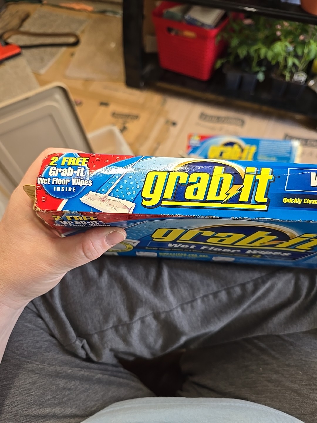 Pledge Grab It Wet Floor Wipes Box of 14 – 10″ x 8.25″ New Sealed 2002