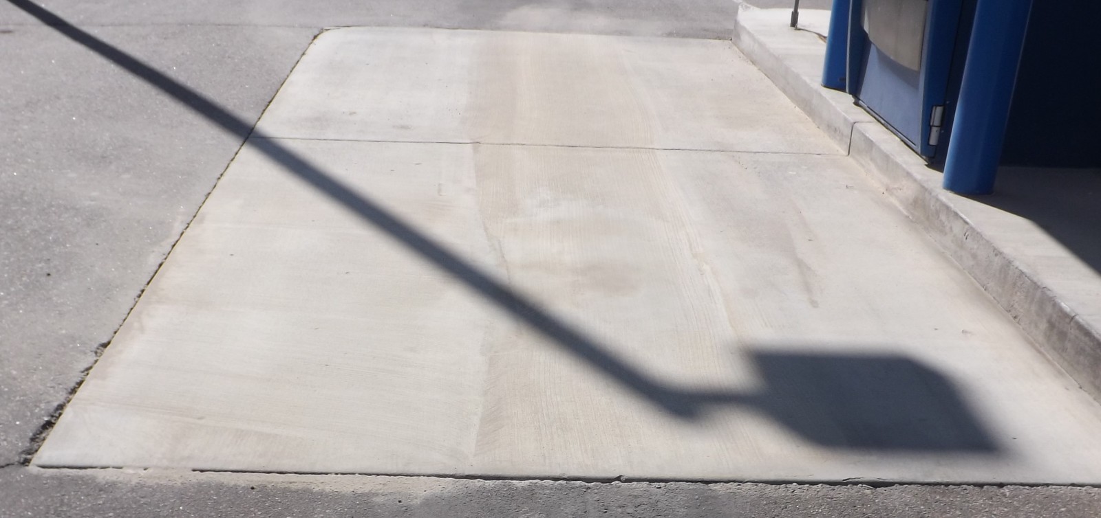ACT Concrete Cleaner – Oil Stain Remover | Driveway, Cement, Garage Floor 2.5lb