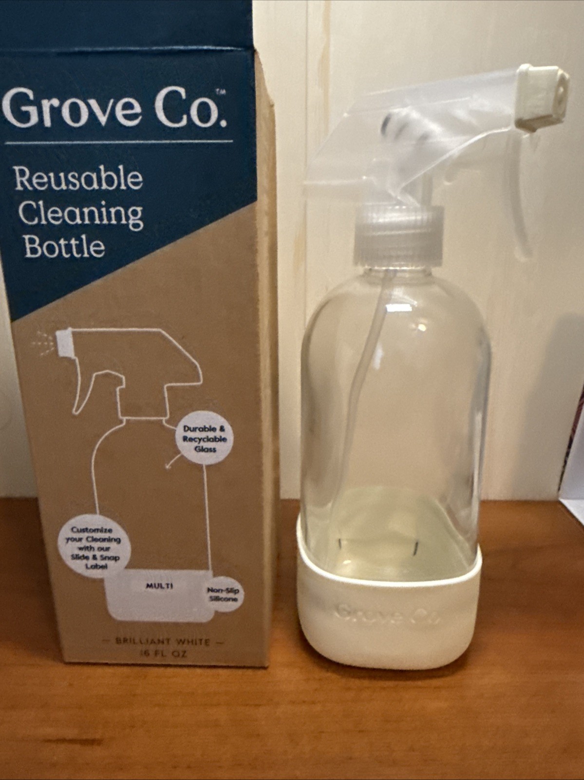 Lot 2 Grove Co Reusable Cleaning Glass Spray Bottles Brilliant White Tub & Tile
