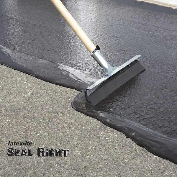 18” Driveway Seal Coating Squeegee Brush Applicator Spread Sealer Concrete Tool