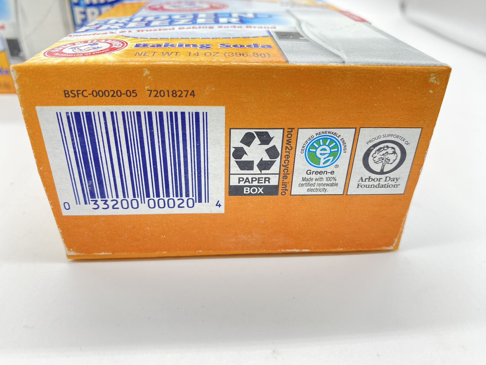 Arm Hammer Fridge and Freezer Baking Soda Eliminates Odor 14 oz per Box 4-PACK