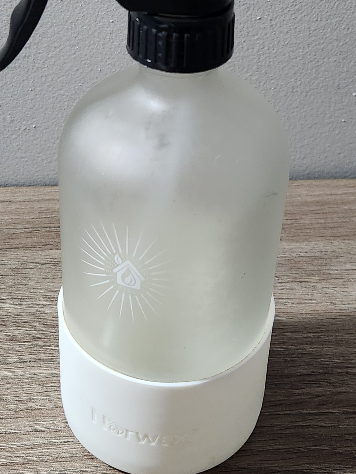 NORWEX Forever Bottle Glass Sprayer With White Silicone Sleeve