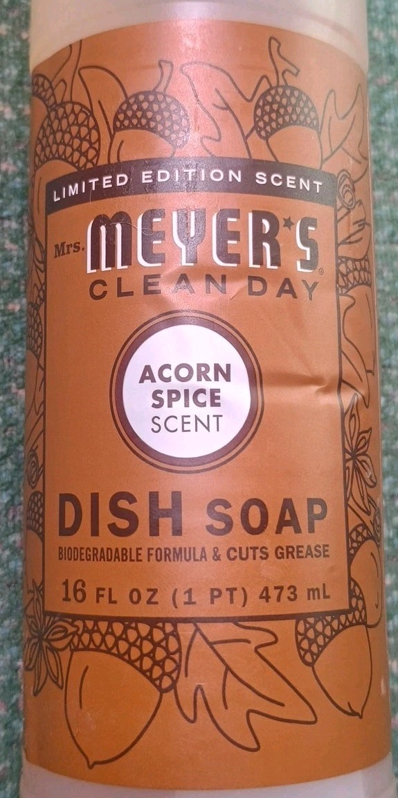 Mrs. Meyer’s Clean Day Liquid Dish Soap, Acorn Spice, 16 Fl. Oz – Pack of 3
