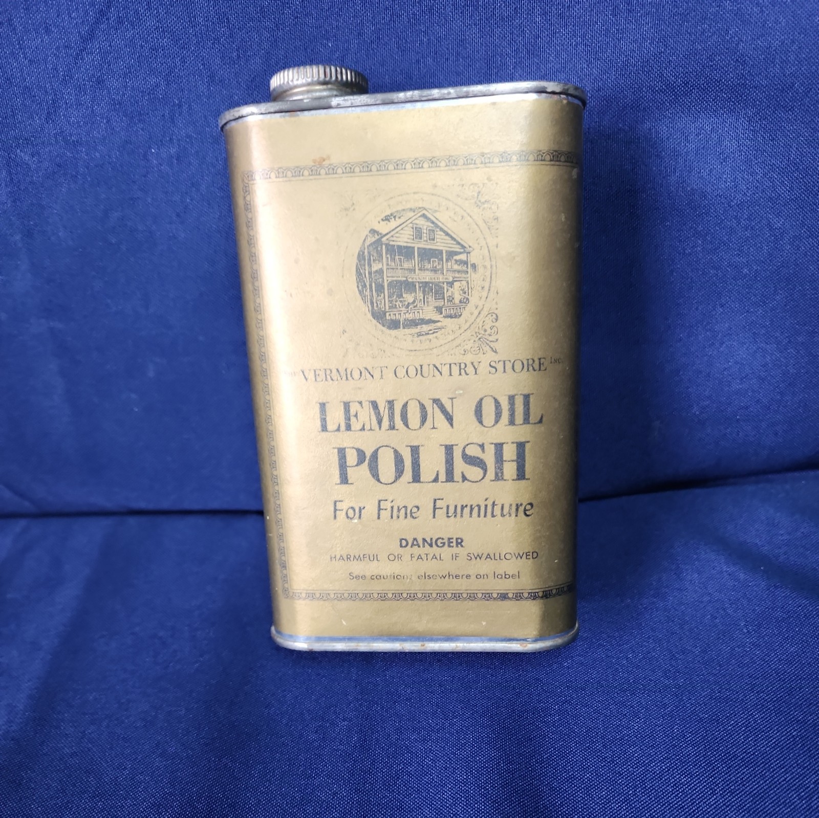 The Vermont Country Store Lemon Oil Polish Cleans Renews Wood Surfaces 16 fl oz