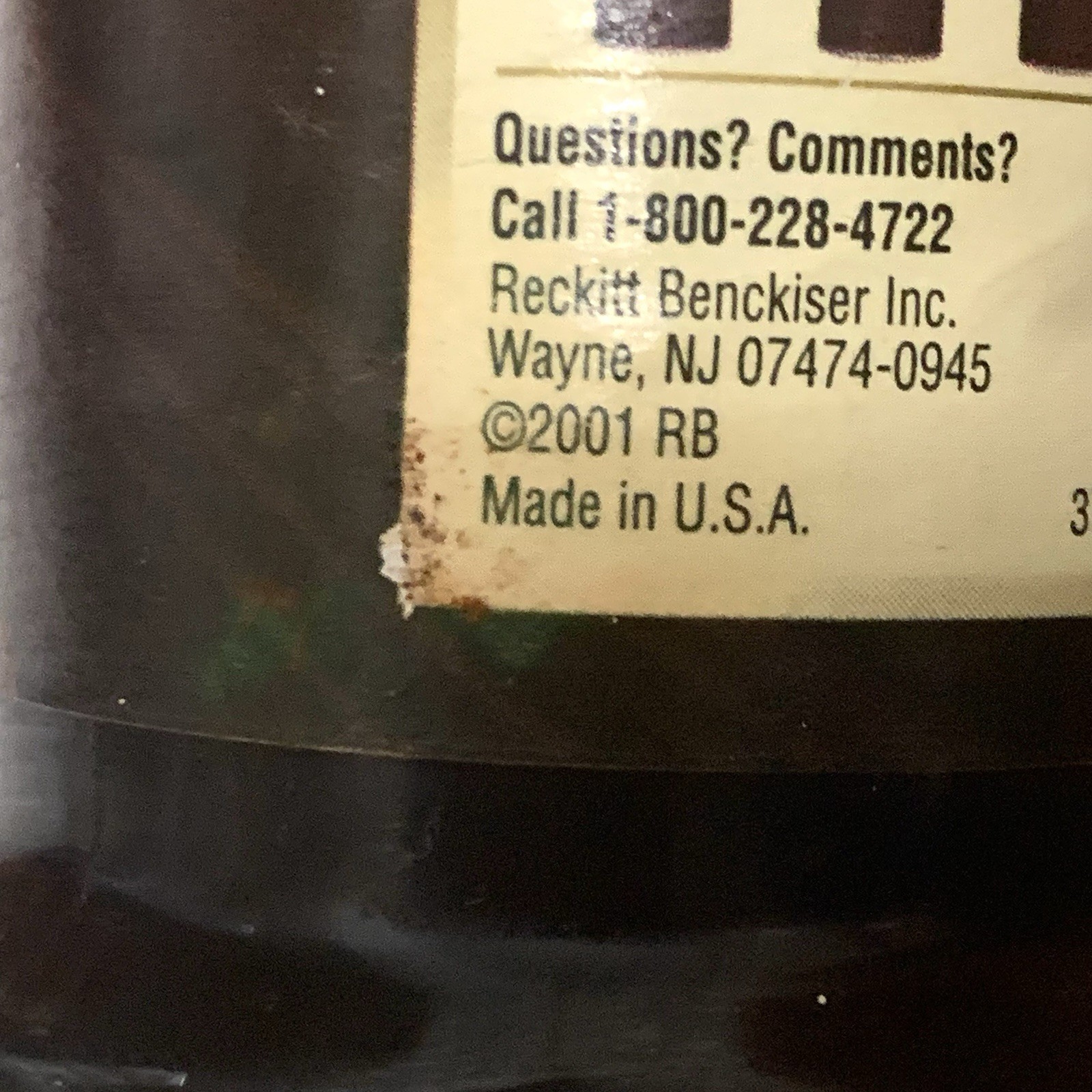 Old English Furniture Polish Scratch Cover VINTAGE Y2K For Light Wood 2001 Prop
