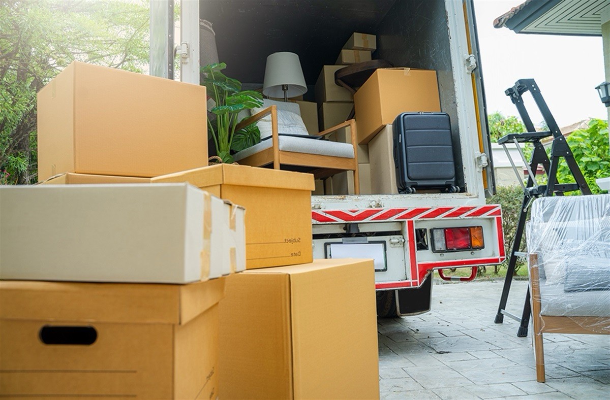 🚚 Labor Only Moving Services – Strong, Reliable Movers in OKC 💪