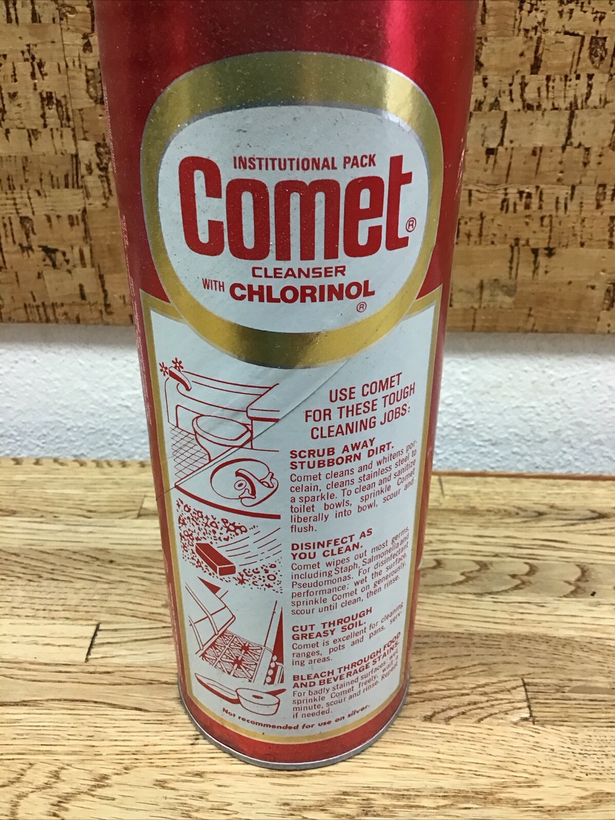 Vintage 1960’s Comet Cleanser With Chlorinol 21 Oz New Old Stock Red Label D-0