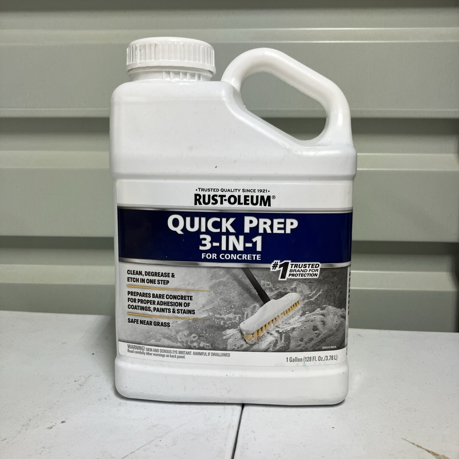 Rust-Oleum Quick Prep 3-in-1 Concrete Cleaner, Degreaser & Etch, Gallon 128 oz