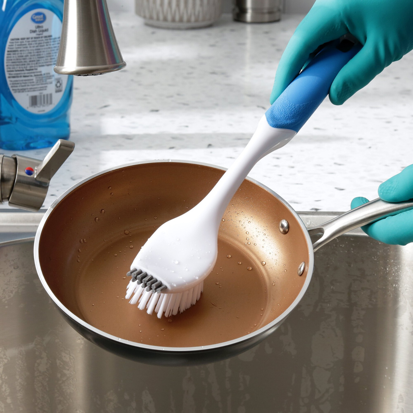 MULTI-PURPOSE UTILITY BRUSH Long Lasting Nylon Bristles Household Car Cleaning