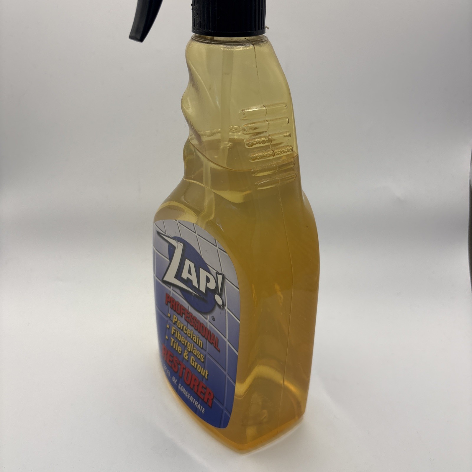 ZAP! PROFESSIONAL RESTORER Tile Porcelain Grout 32 oz Spray Bottle 95% Full