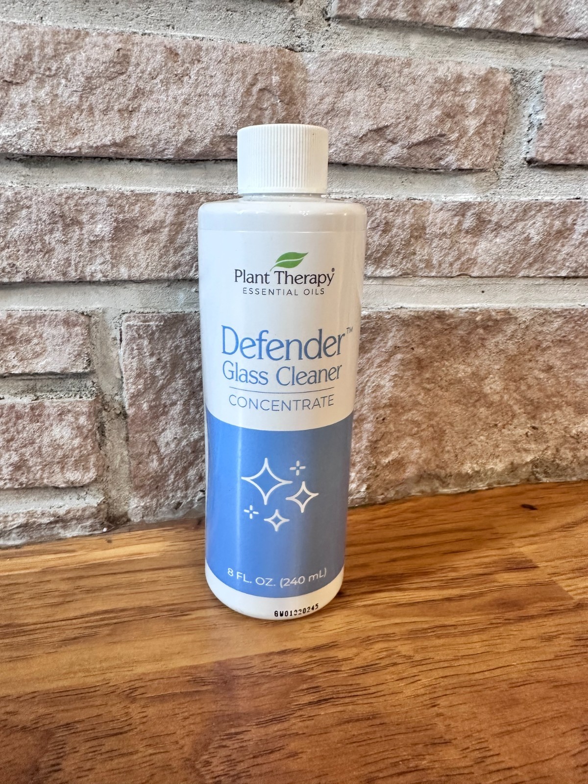 Plant Therapy Defender Glass Cleaner Concentrate 8fl oz. (240ml)