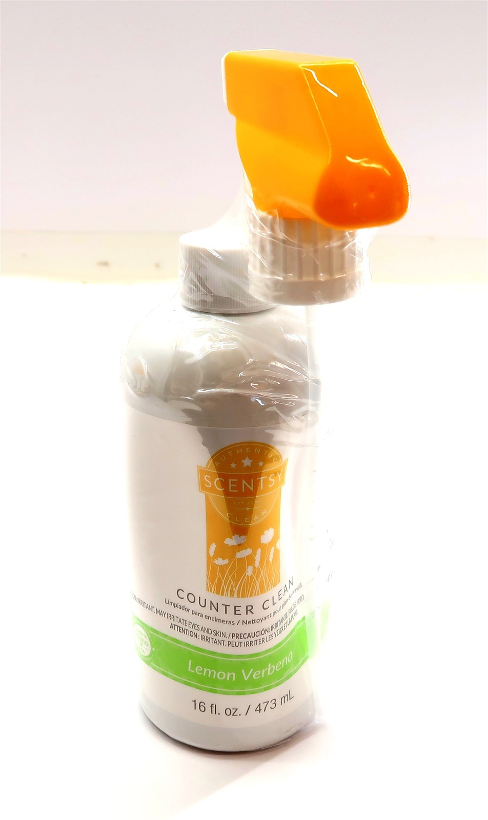New SCENTSY COUNTER CLEAN in Lemon Verbena Scent Spray Bottle 16 Fl Oz 46357