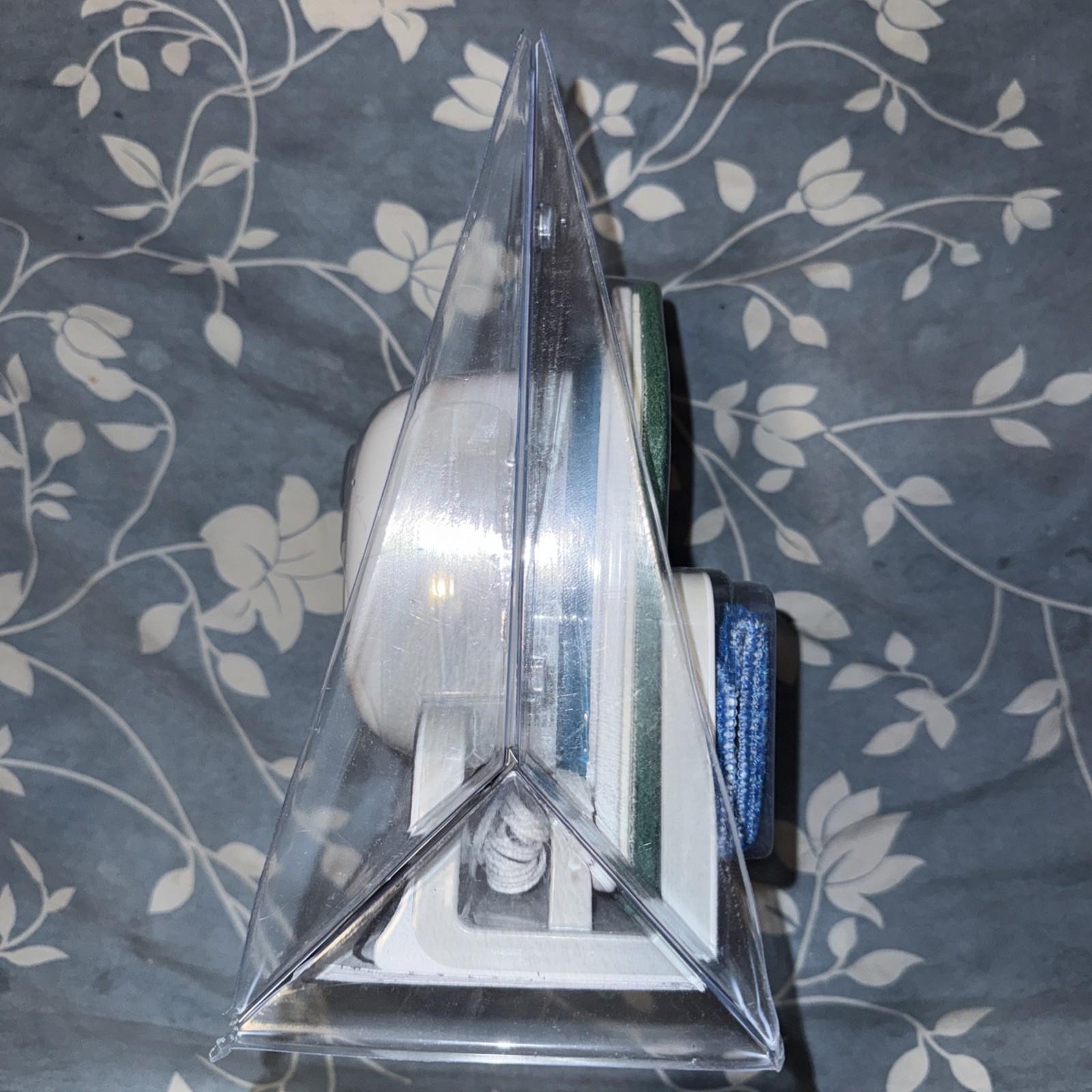 Black & Decker Scumbuster Pro Rechargeable Powered Scrubber Pro BHPC210