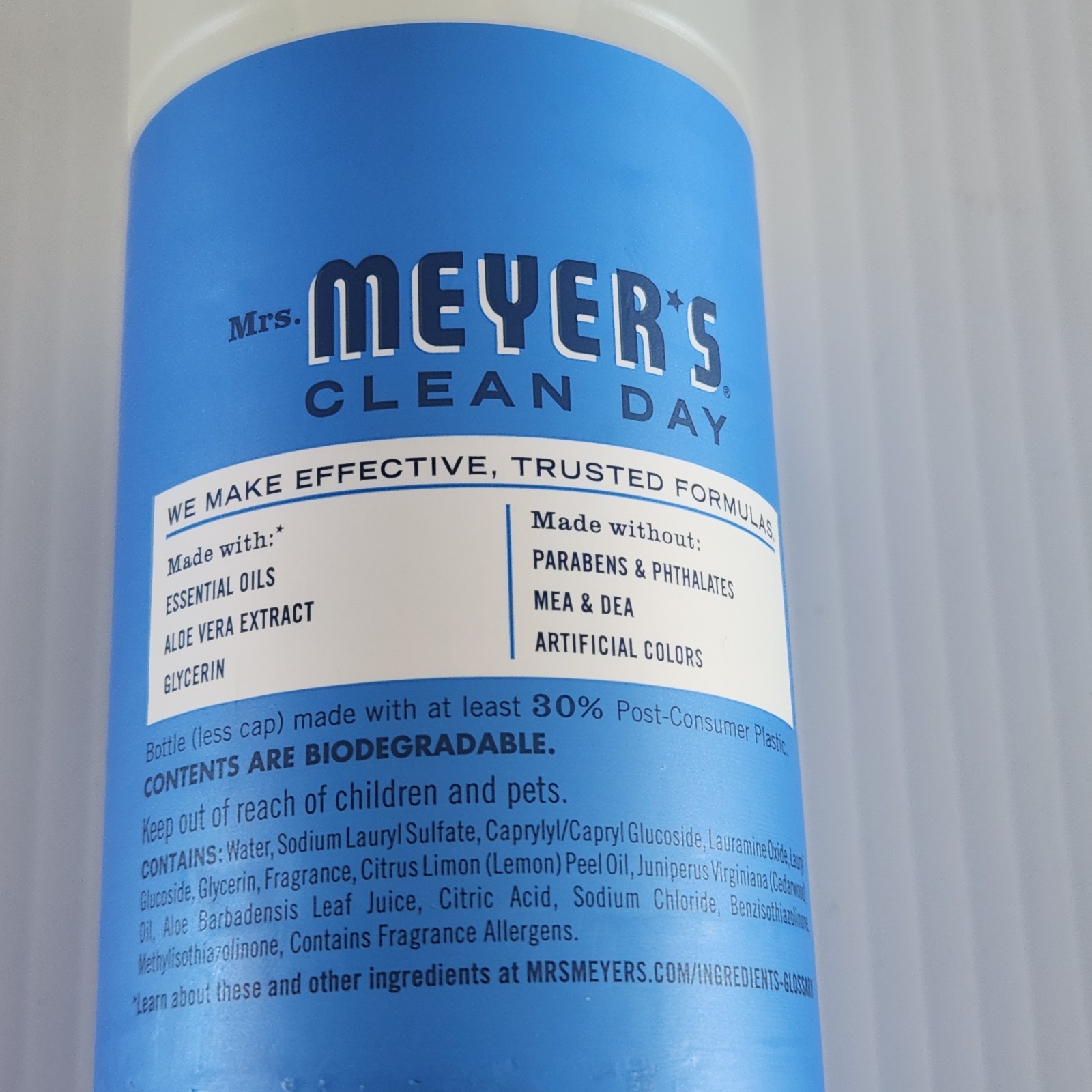 Mrs. Meyer’s Clean Day Liquid Dish Soap, Blueberry Scent, 16 Ounce Bottle LE