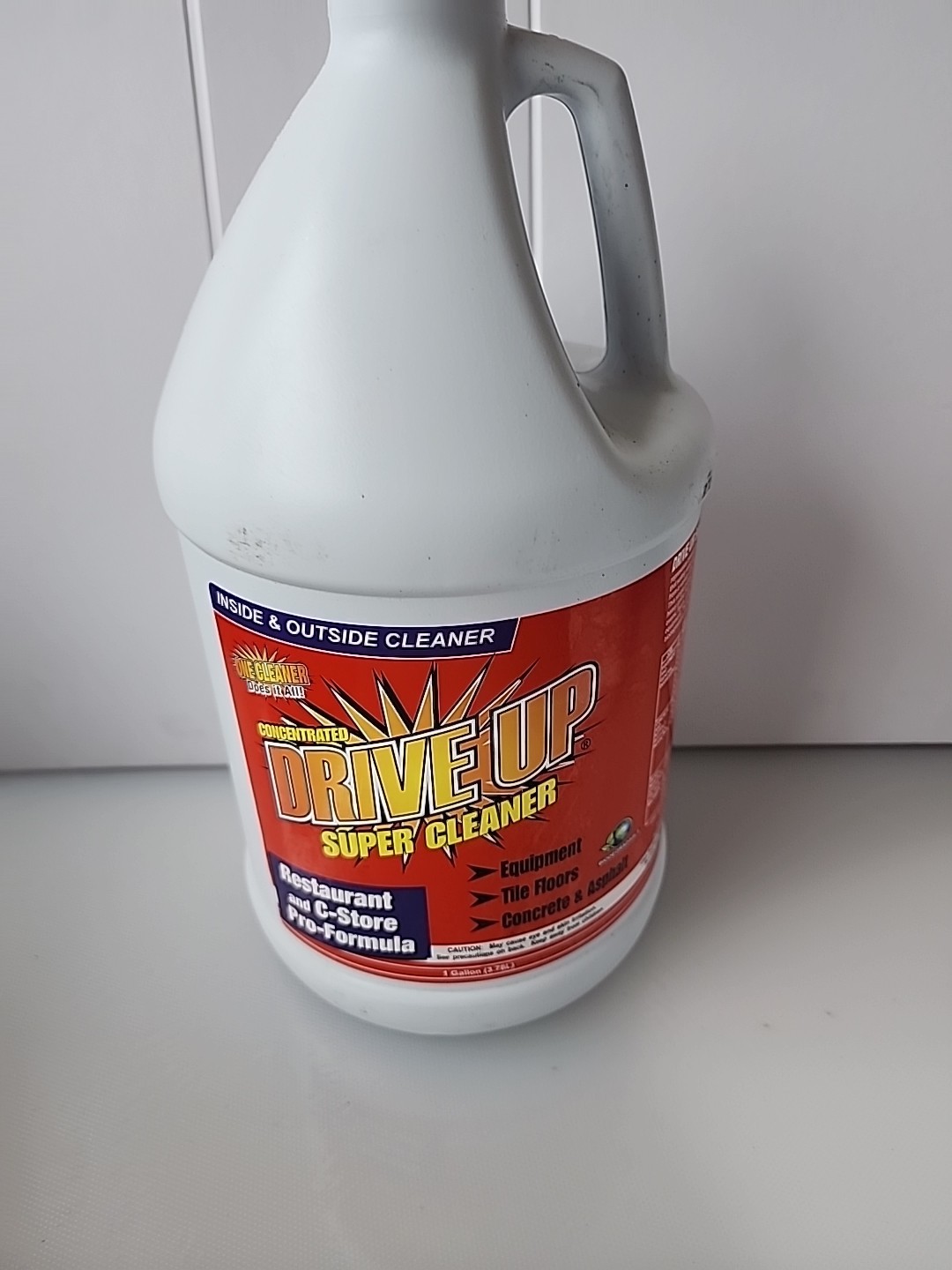 Degreaser 1 Gal – Multi Surface, Industrial Strength, Motor Oil & Grease Removel