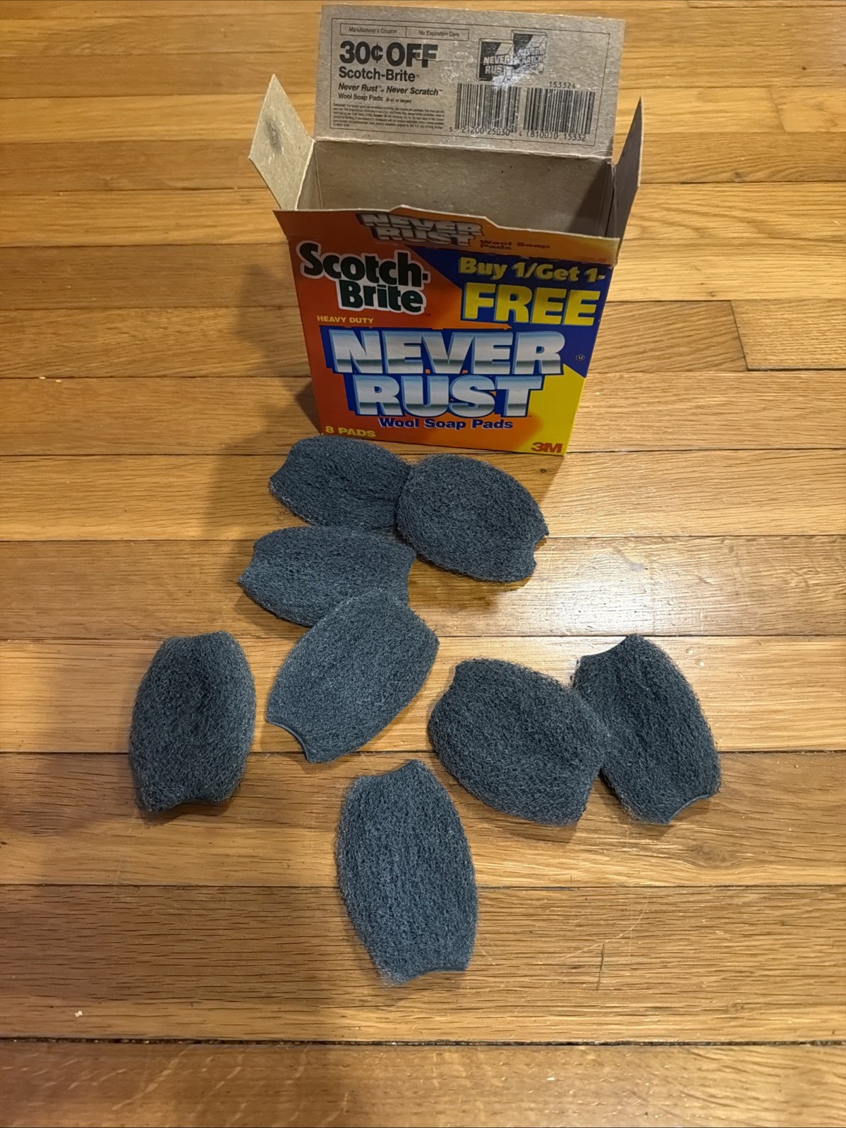 Scotch Brite Never Rust Heavy Duty Soap Pads 8 Pack 3M Discontinued Box Damage