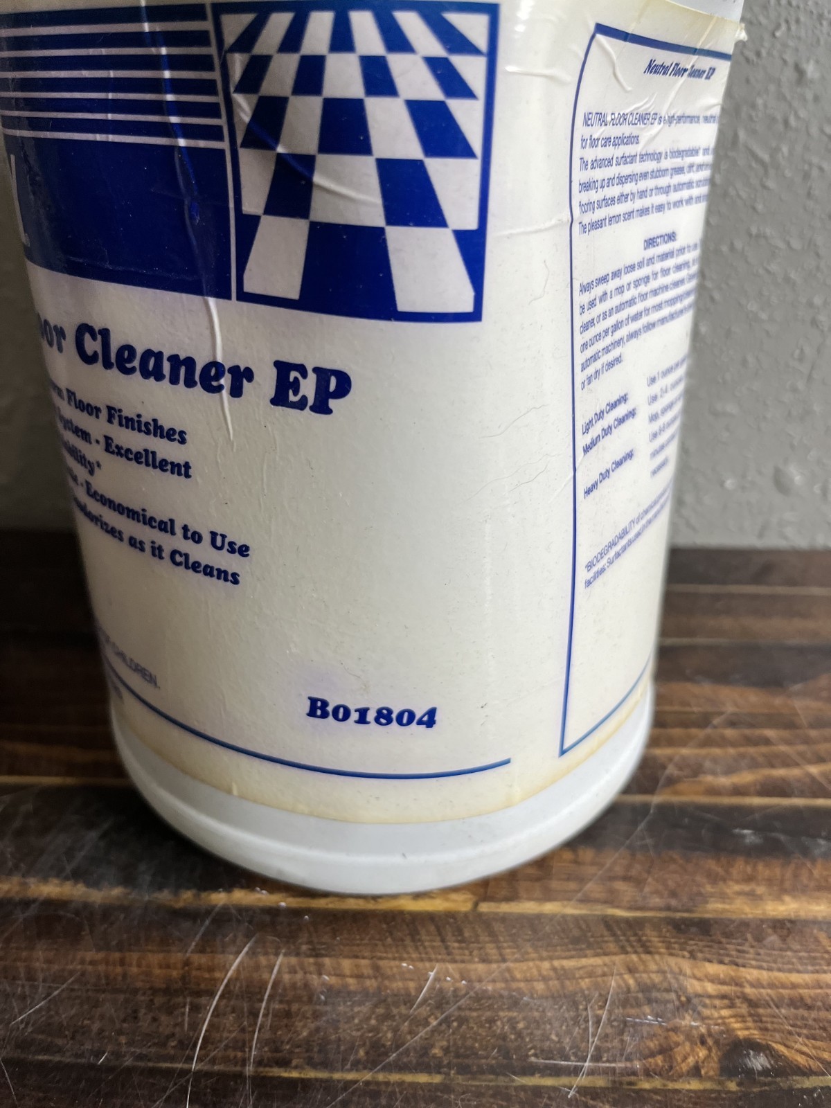 Misty Neutral Floor Cleaner EP Lemon Scent 1Gallon Concentrated No-Rinse Formula
