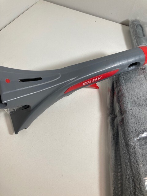 EZ Clean Long Reaching Window Scrubber & Squeegee