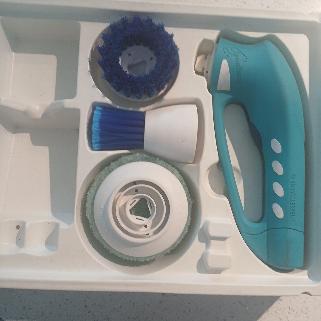 Black and Decker Scum Buster Kit (VersaPak SB400 Not Included) See Photos