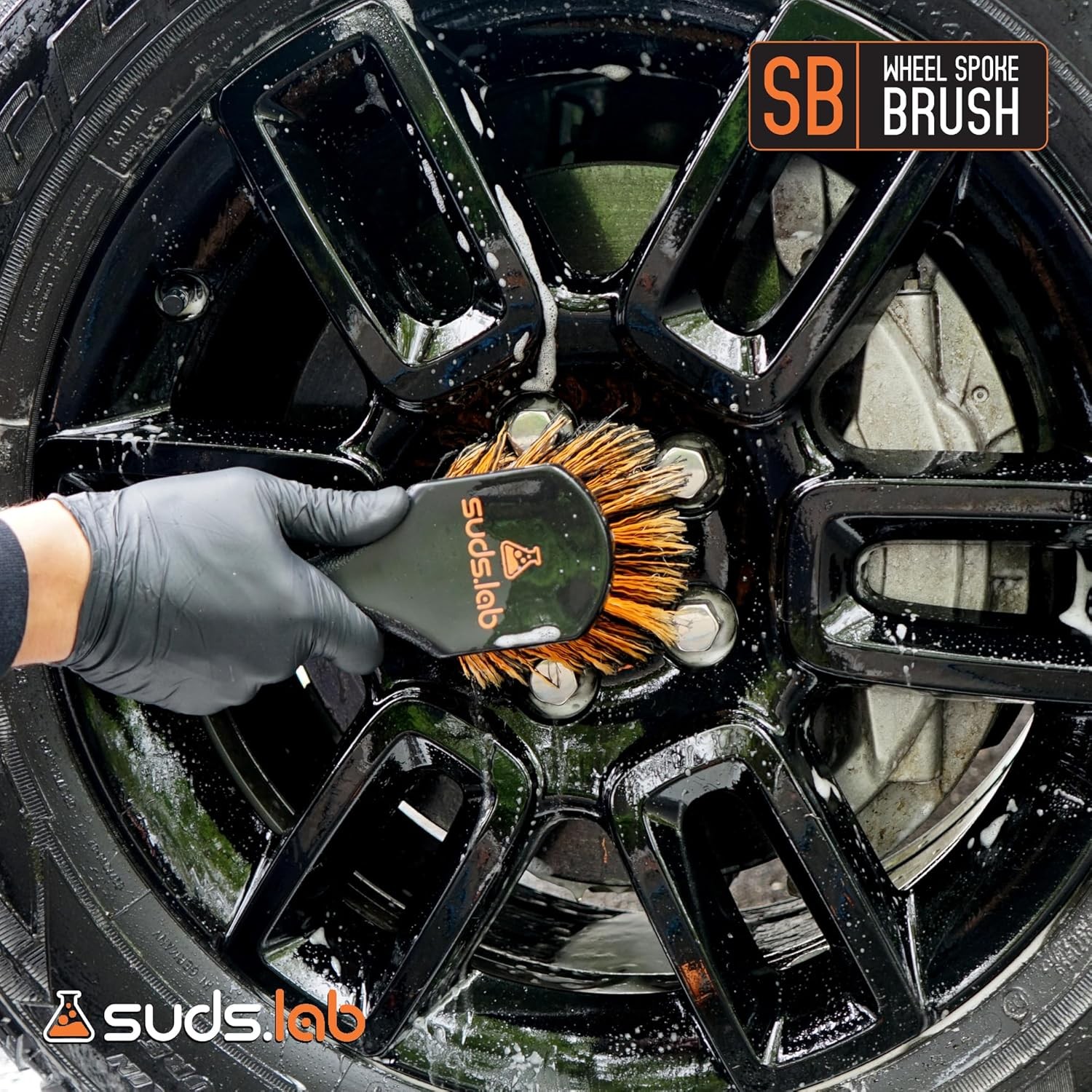 Wheel Spoke Tire Brush, Soft Bristle Wheel Clean Material Type: Plastic Handle